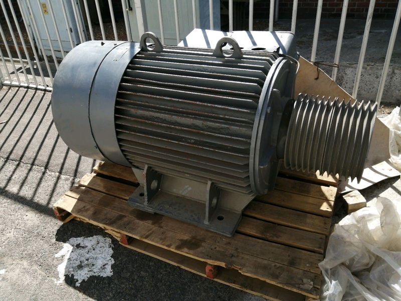 Siemens 3phase 315kw motor