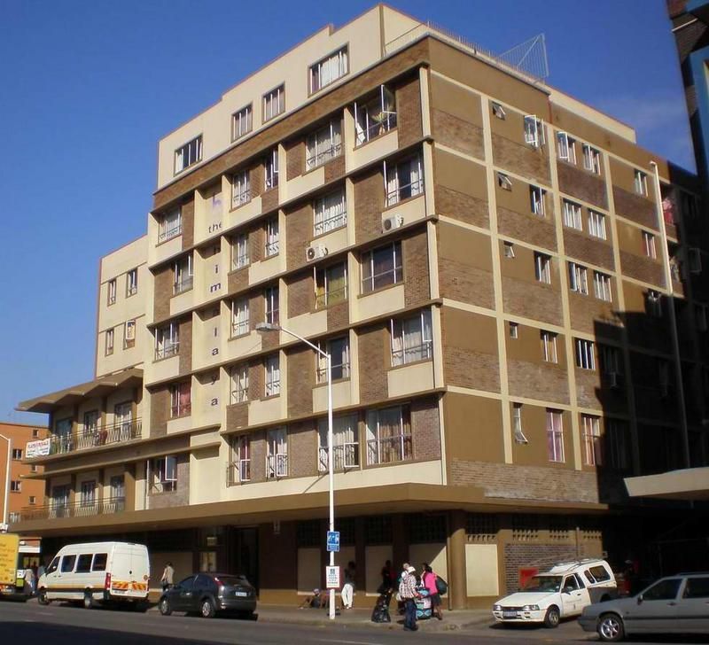 Studio apartment to let in Durban CBD