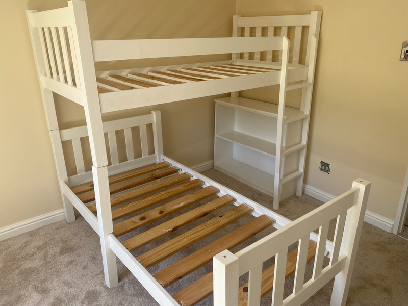 L-Shaped Bunk Bed with Book Case - Solid Pine White