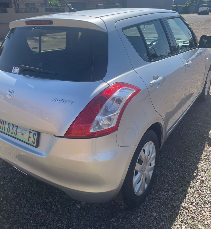 2013 Suzuki Swift Hatchback