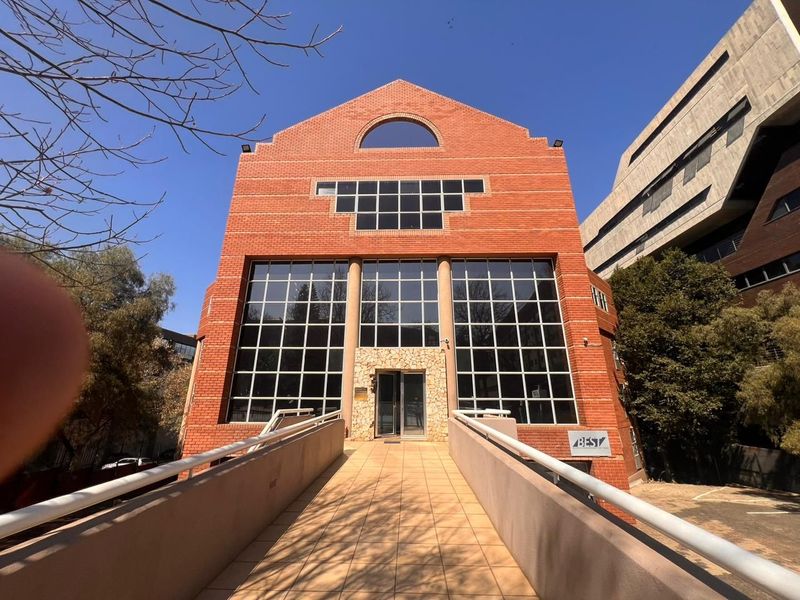 24 Wellington Road | Prime Office Space to Let in Parktown