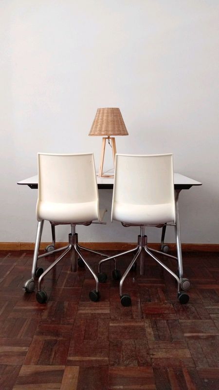 Beautiful Office Desk and Chairs with Wheels R1100