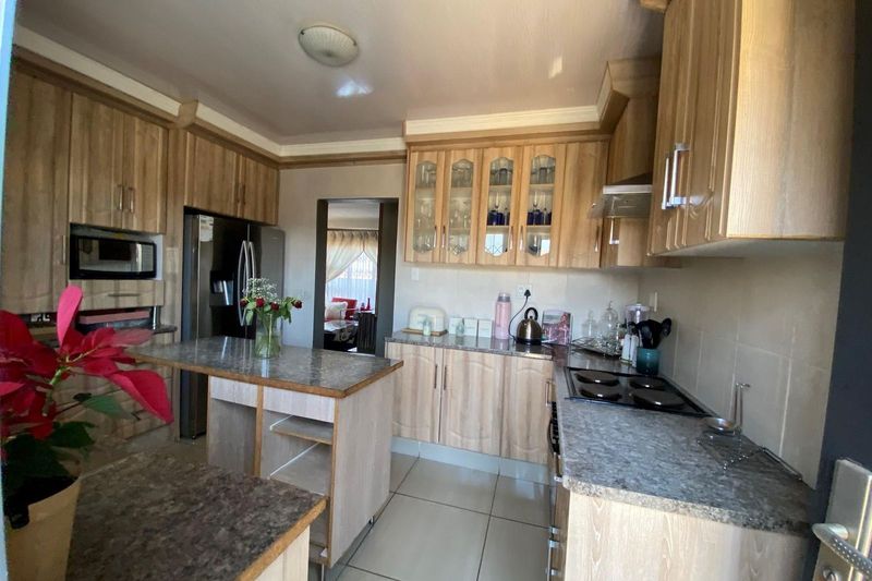 3-Bedroom Family Home for Sale in Vanderbijlpark CE7