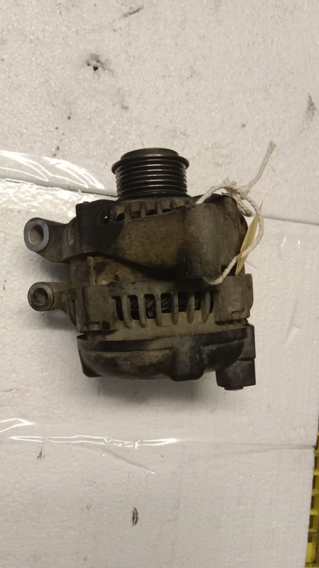 Land Rover Disco 4 Alternator available