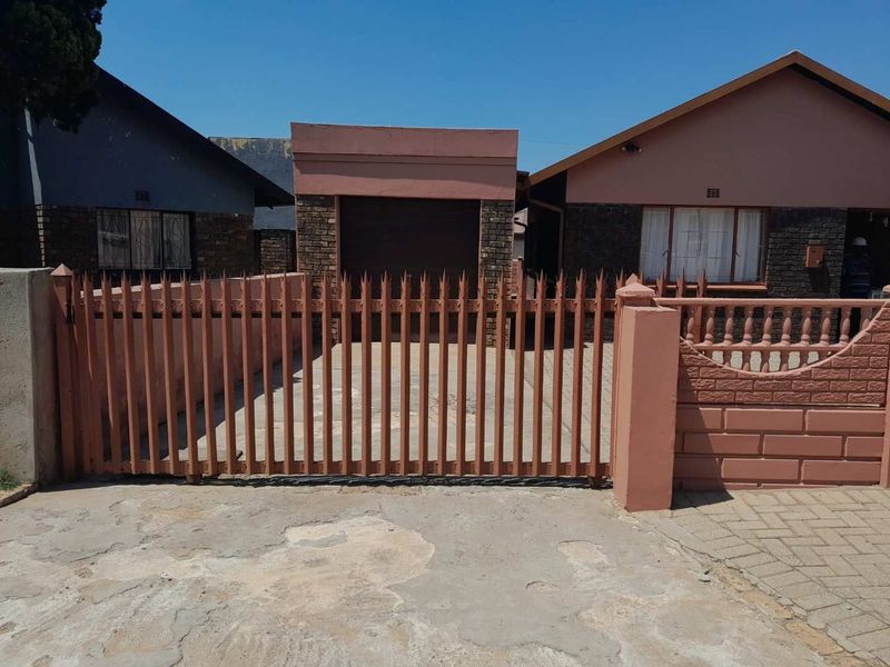 3 Bedroom House for Sale in Witbank