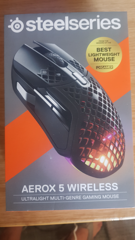 SteelSeries Aerox 5 Wireless mouse !!