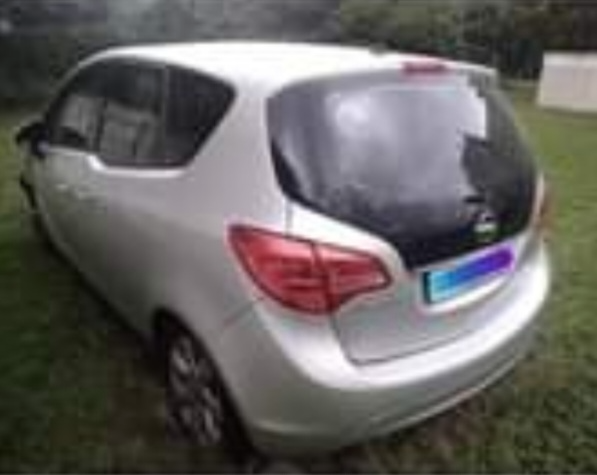 2013 OPEL MERIVA B (BODY ONLY, NO MOTOR) - BREAKING UP FOR SPARES.