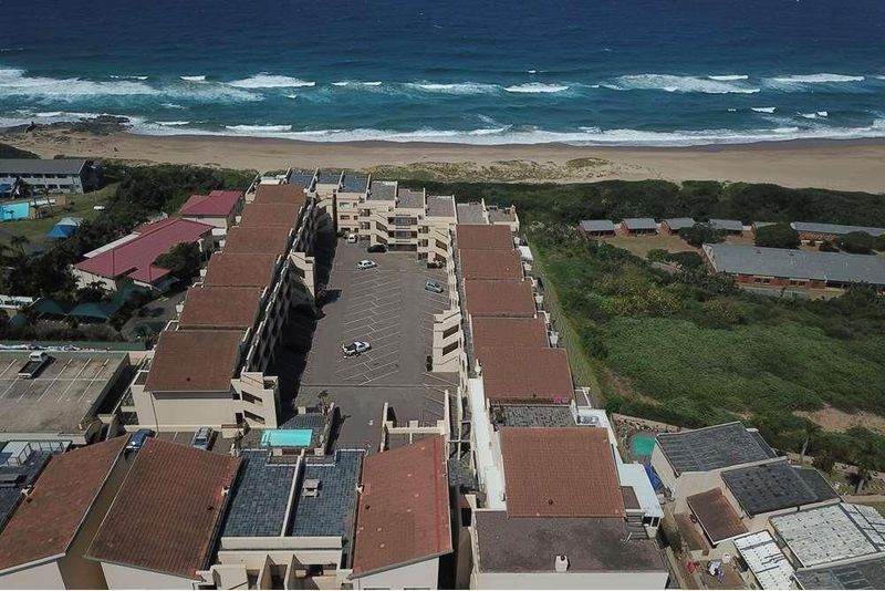 R900 per day, Min 5 days. Beach lifestyle. 3 Bedroom, 2 full en-suited bathrooms furnished with dstv
