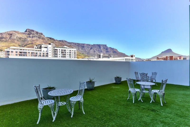 Modern Studio Oasis in the Heart of Woodstock, Cape Town - Fully Furnished Urban Living Near UCT!