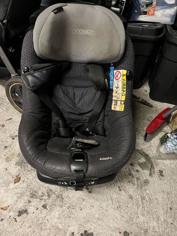 Maxi Cosi Axiss Fix Toddler Car Seat