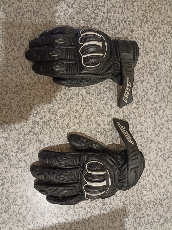 Motorcycle jacket, pants and gloves for sale
