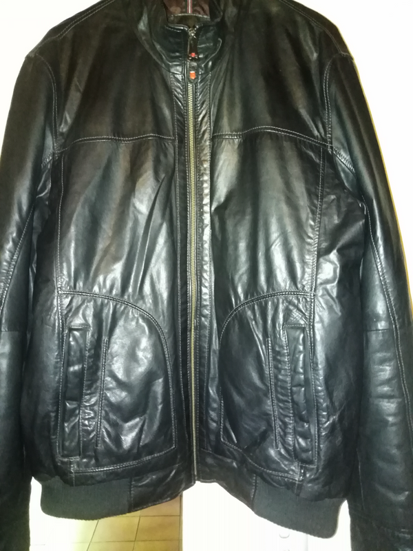 Men&#39;s Genuine Leather Jacket