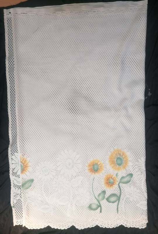 Large net curtain with sunflowers, 3m (width) x 1,31 m (length)