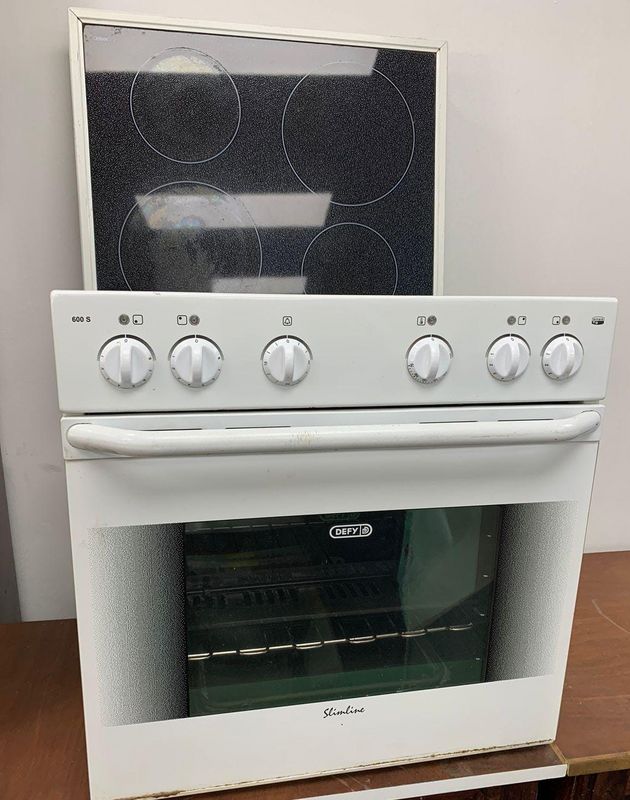 Defy Slimline Glass stove top and Oven-REF 3626