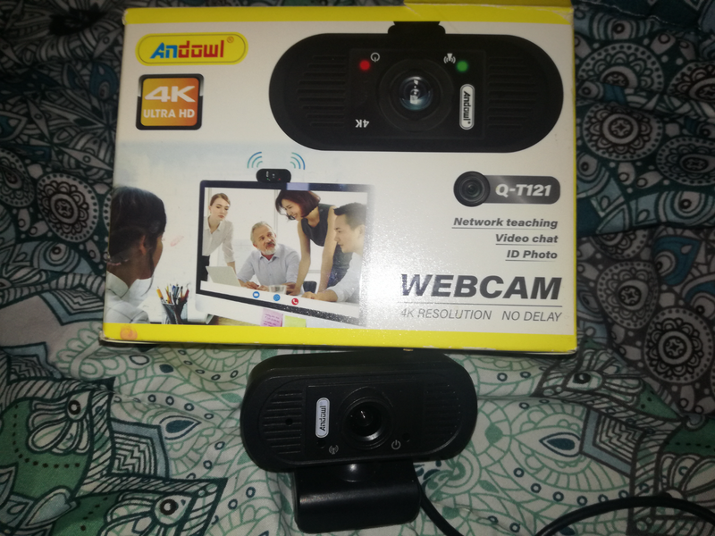 Desktop/Laptop Andowl 4k ultra Webcam, Seagate 500 GB and 1TB WD external hardrives for sale.