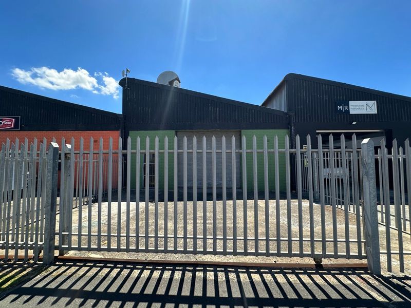 Industrial Property To Let in Paarden Eiland