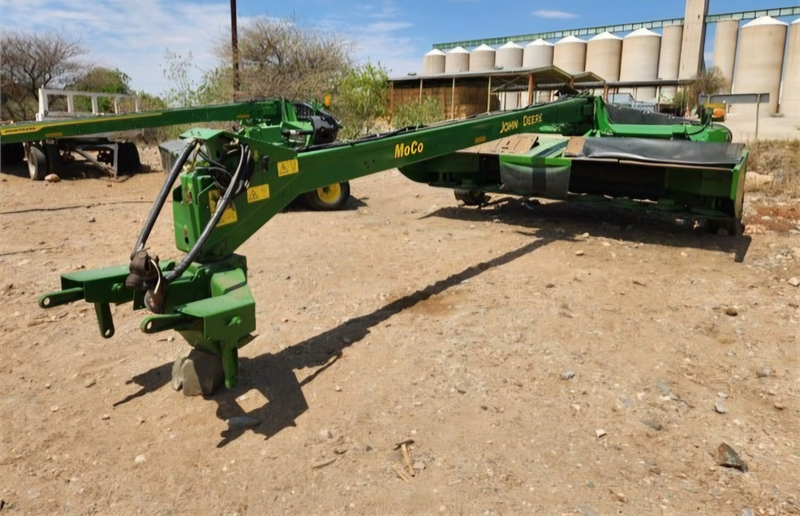 John Deere 956 Pull-Type Mower Conditioner / Windrower For Sale (009328)