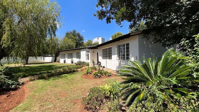 Family House with flatlet FOR SALE in Eldoraigne!