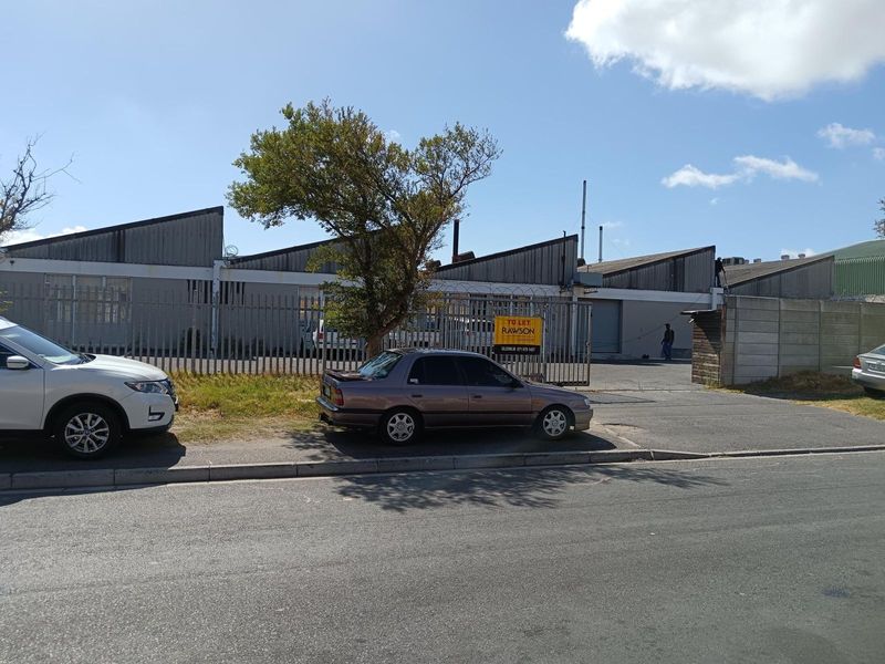Large newly refurbished Manufacturing Unit to let in Athlone Industria