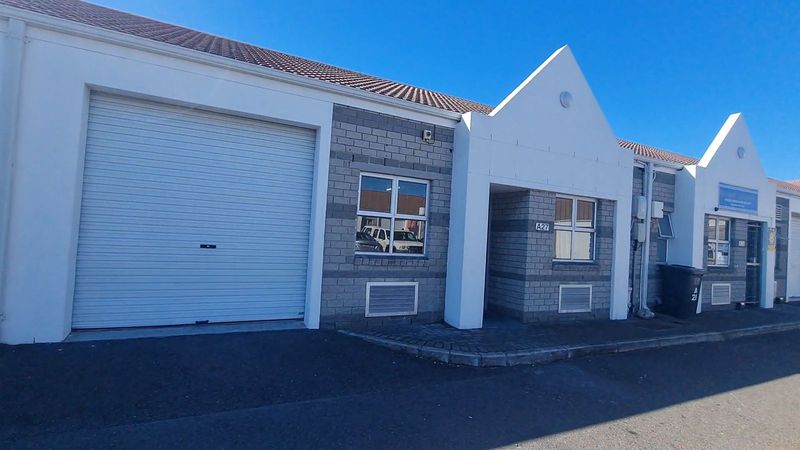 100m² Prime Light Industrial Warehouse Space Available To Rent in Milnerton, Cape Town.