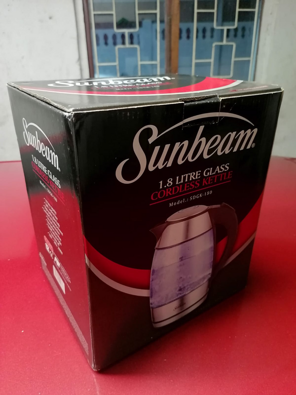 Brand new  Glass Sunbeam kettle  R350