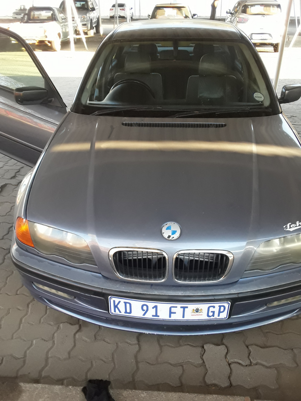 2000 BMW 3 Series Sedan