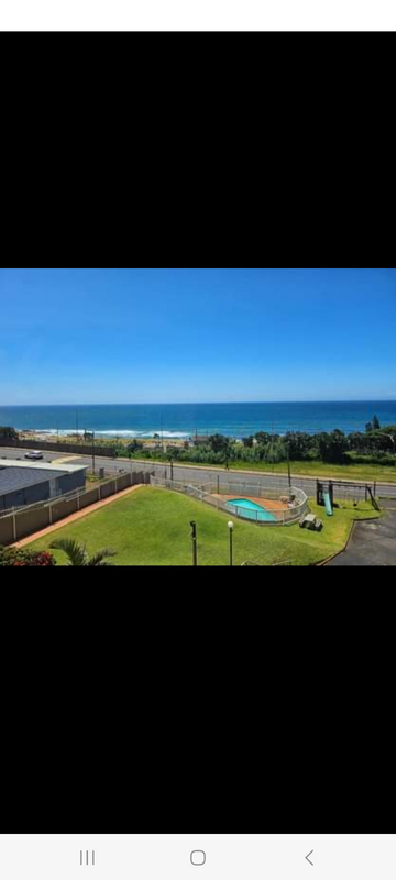 Self catering, holiday accommodation, 106 Peacehaven Scottburgh beach front. Don&#39;t miss out