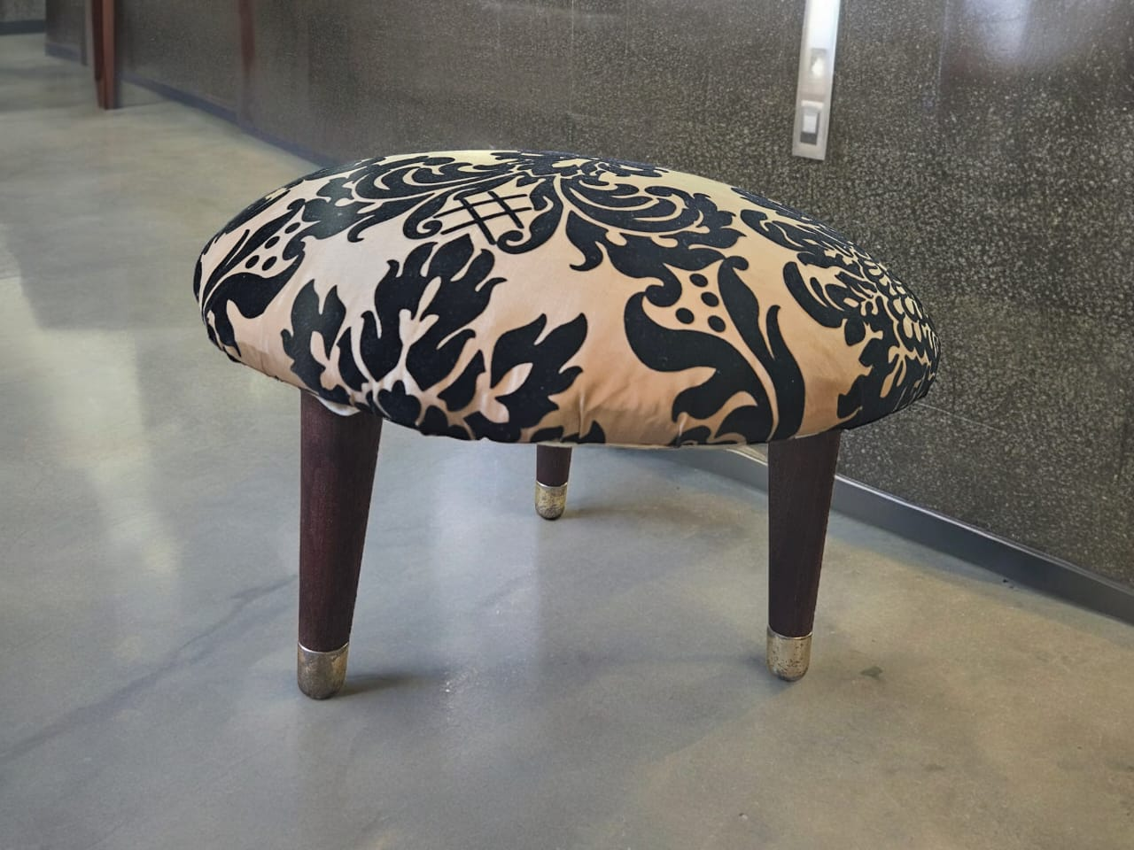 Mid Century Foot Stool.Measuring 25x43x43 | Edenvale | Gumtree South Africa