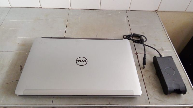 Dell i5 8gb ram and 1tb with keyboard lights