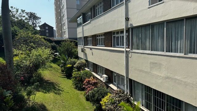 Location, space and security ,2.5 bed in Musgrave!