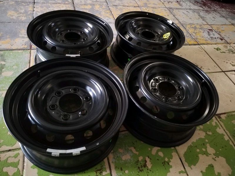 17Inch FORD RANGER Standard Steel Rims 6Holes A Set Of Four On Sale.
