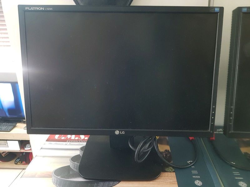 19 Inch LG Monitor In Perfect Working Condition R500