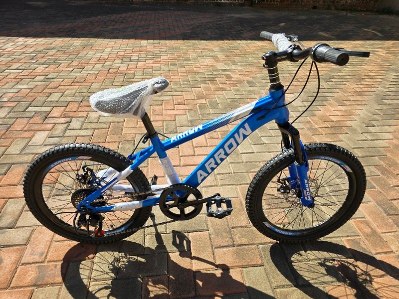 Brand new 20&#34; ARROW MOUNTAIN BIKE (BLUE-DISC BRAKES/SHOCKS)