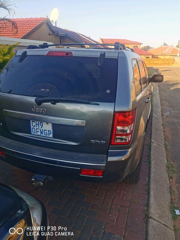 Jeep Cherokee 2006 model, needs service but lovely driving R100k