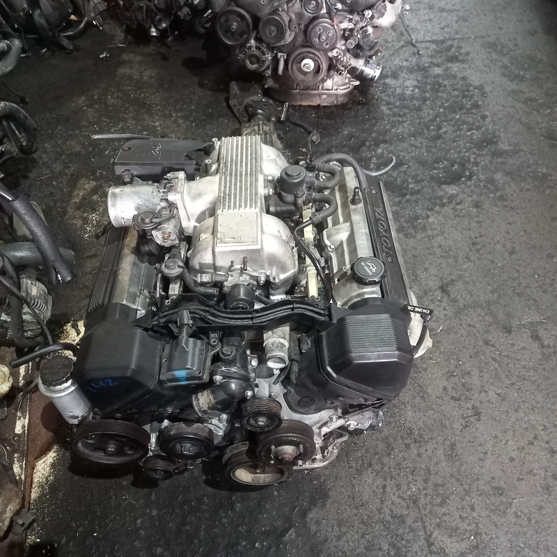 Toyota Lexus 4.2L 1UZFE non VVTi engine &amp; 6 speed auto gearbox for sale