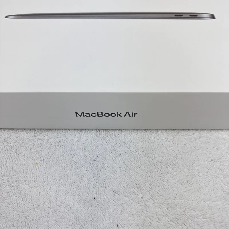 13 Inch M1 Chip Macbook Air With Touch ID|256GB SSD|8GB RAM As New In The Box With Warranty