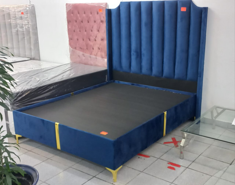 Sleigh bed Base and Mattress
