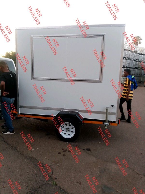 Mobile kitchen trailers for sale in Pretoria contact me on 0810531146