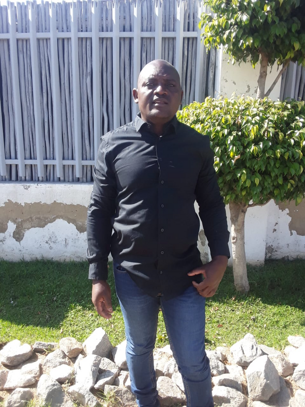 HARRIS AGED 39, MALAWIAN IS LOOKING FOR FULL/PART TIME CAREGIVER AND  DRIVING  JOB.
