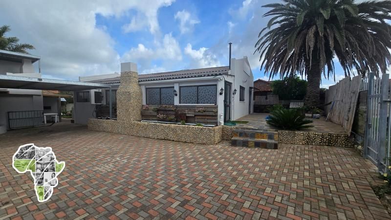 Charming 3 bed House for rent in Wavecrest Jbay