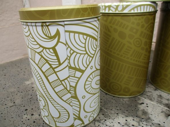 Tins for gifts