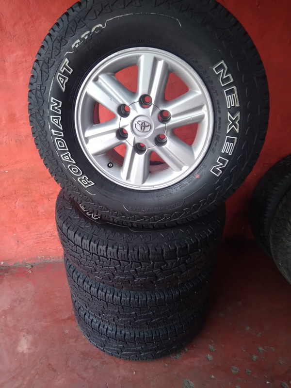 15&#34; Nexen Tyres and Toyota Rims