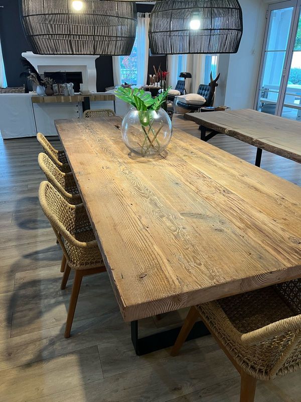 3.2m Solid Dining Table