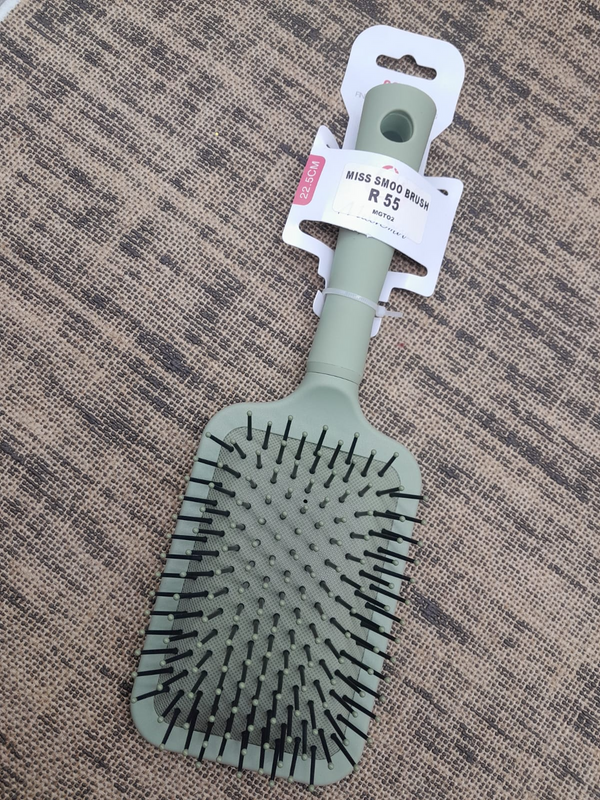 Hairbrush - Ad posted by Sik Liquidation/Supertronics