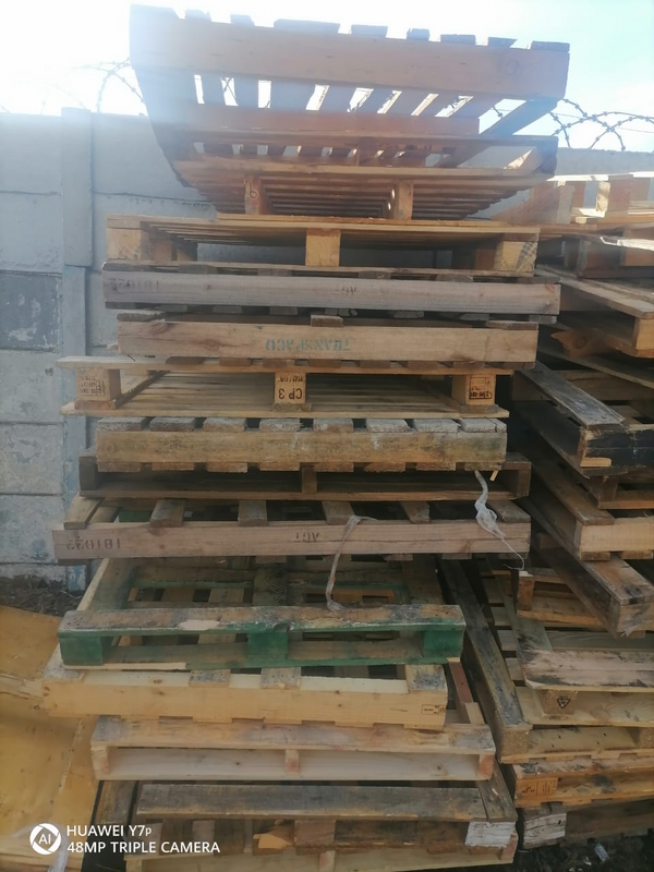 Pallets,boards,the works