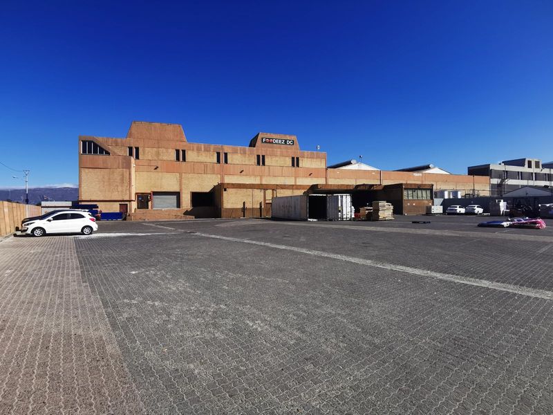 2300m2 Warehouse / Factory TO LET in Secure Park in Elfindale, Cape Town.