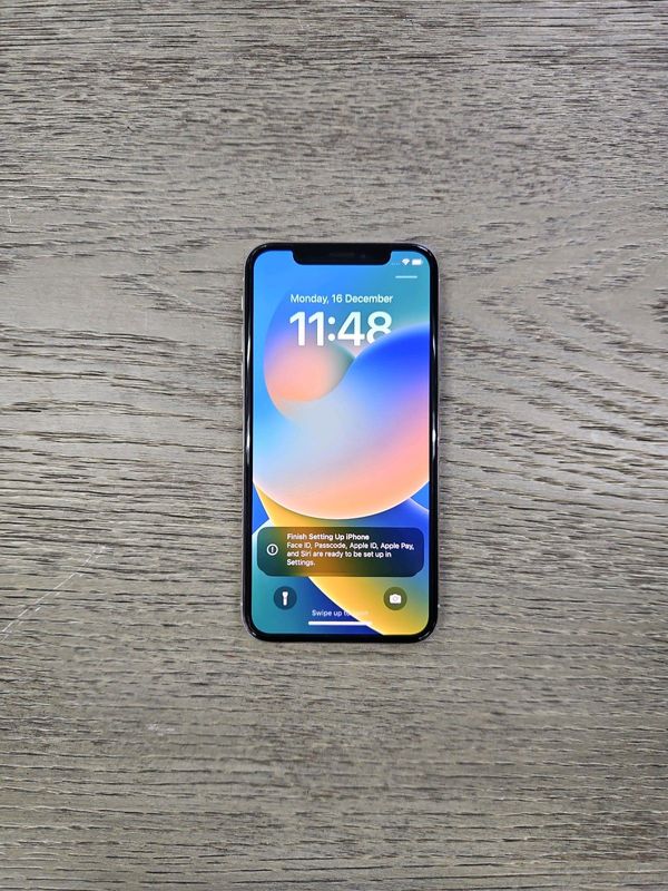 APPLE IPHONE X. 64GB