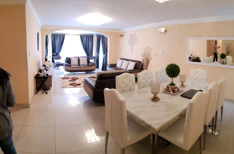 Lovely 3 bed appartment