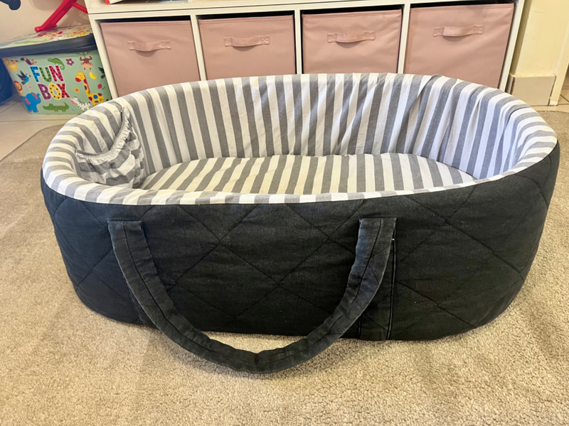 Baby carrycot