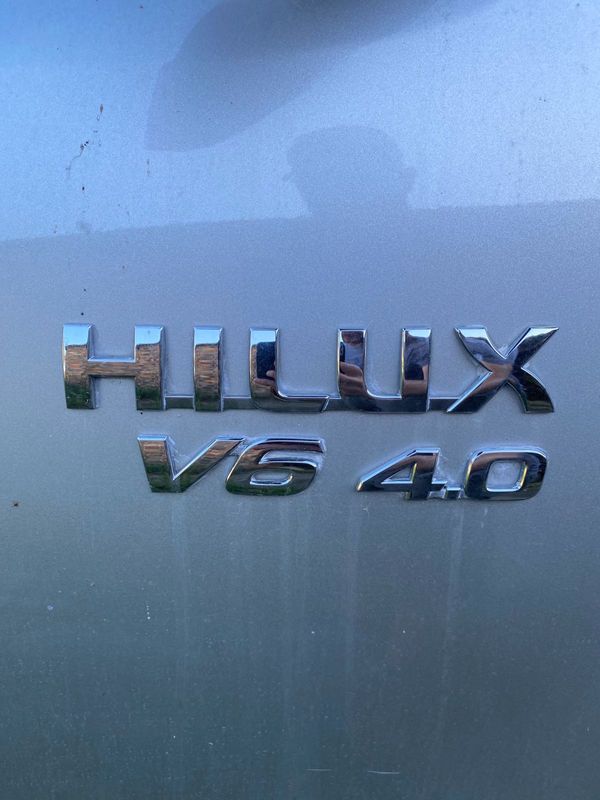 Toyota Hilux 4.0l v6 4x4